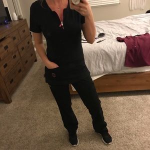 Fantastic condition Koi Lite Scrubs